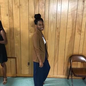 Meet your Posher, Tanisha